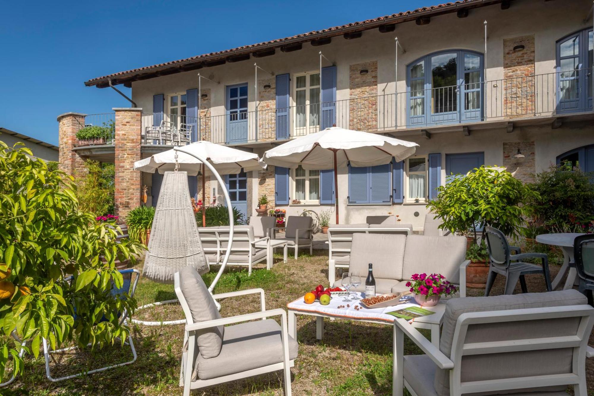 Gasthaus Cascina Giardini Alba  Exterior foto